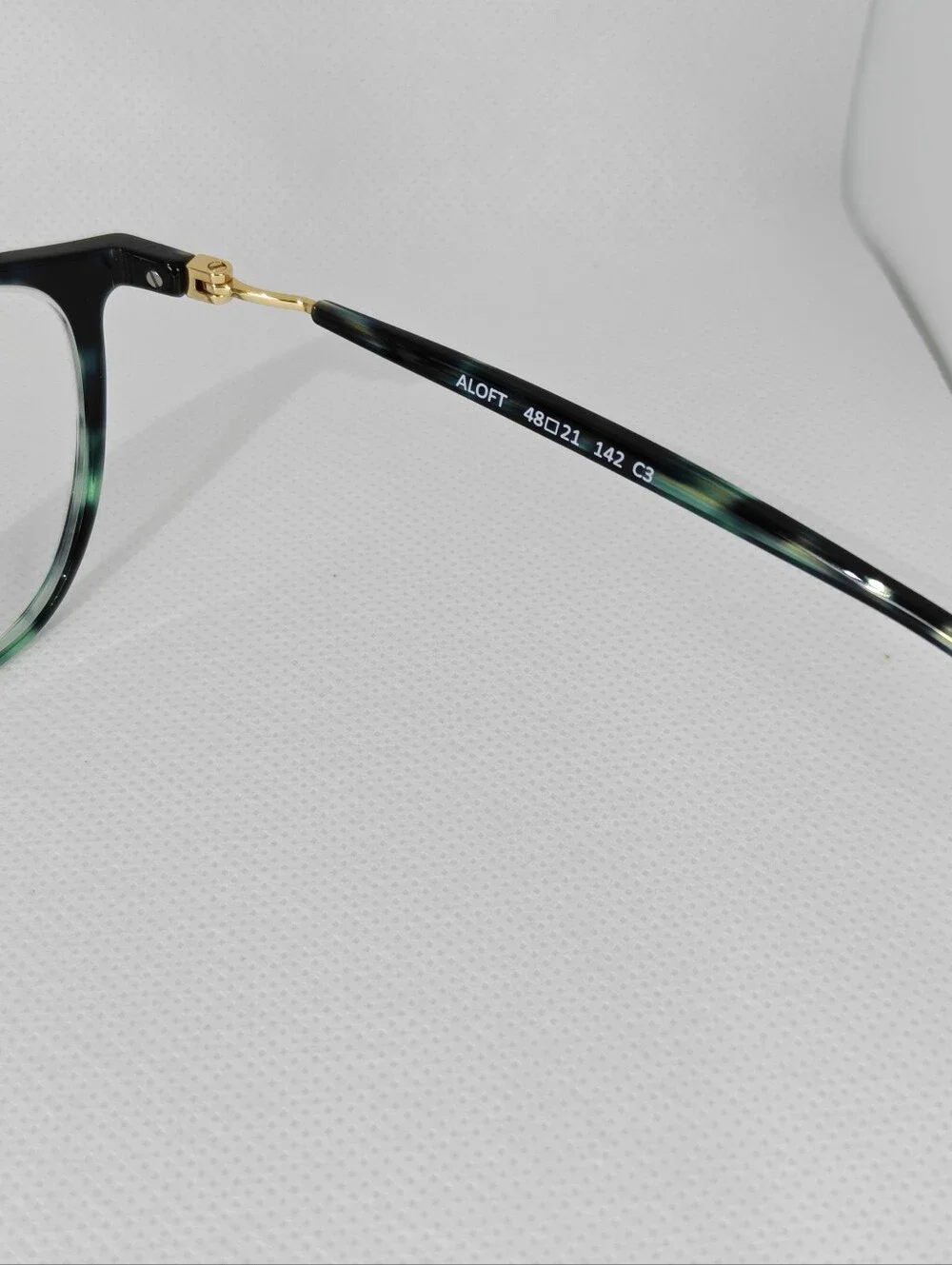 Aloft. Classic Round Women's Eyeglasses in Green Marble Tortoise Gold.